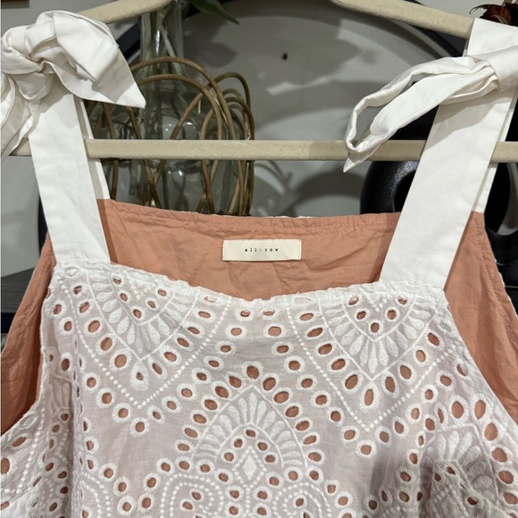 ALL ROW Elegant White Eyelet Blouse with Bow Straps size large - Picture 3 of 7